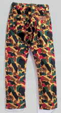 camo_ape.jpg (15701 bytes)