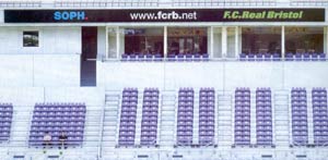 soph_stadium.jpg (11581 bytes)